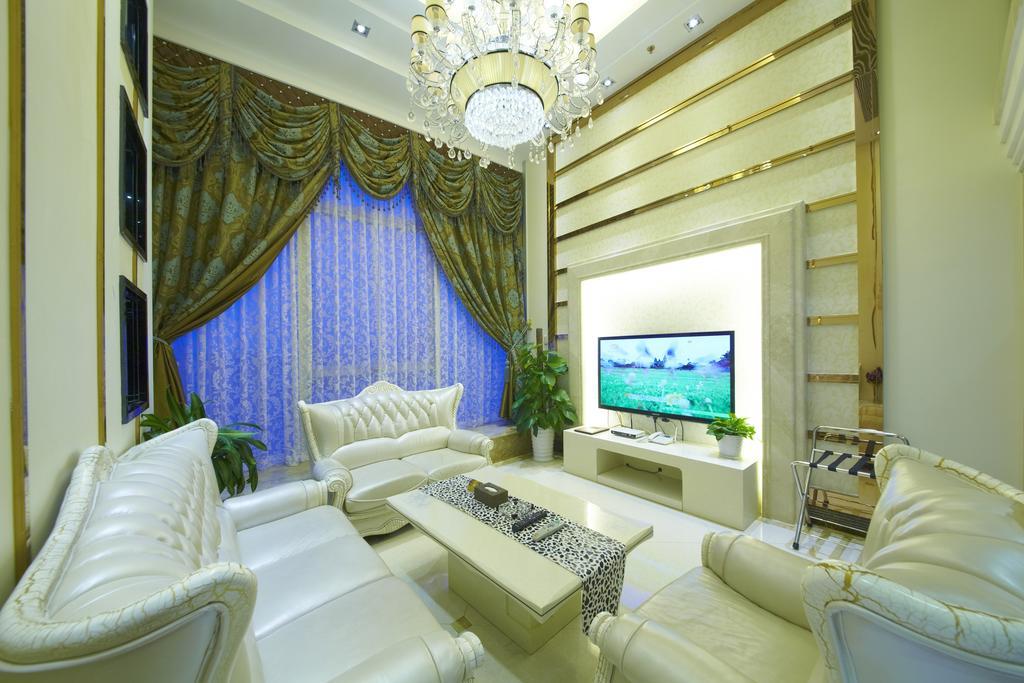 Louidon Mega Apartment Hotel Of Kam Rueng Plaza - Sunshine Apartment Cantón Habitación foto